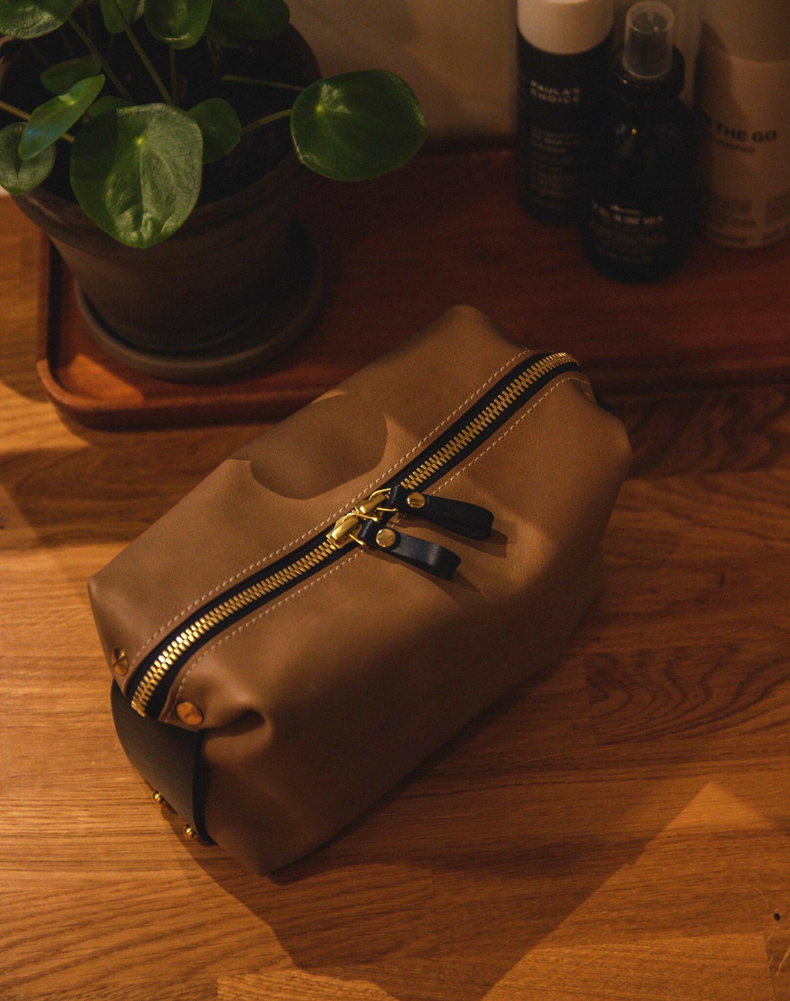Travel Mate Leather Accessory Bag with Sustainable Craft