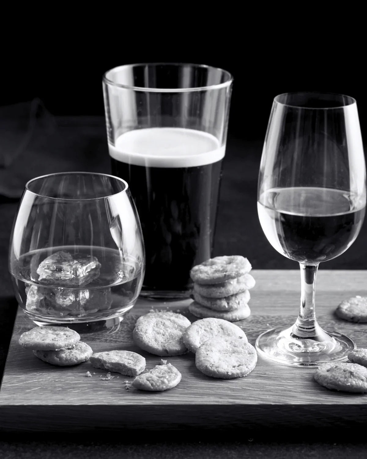 Gruyère Cheese &amp; Tarragon Drinks Biscuits