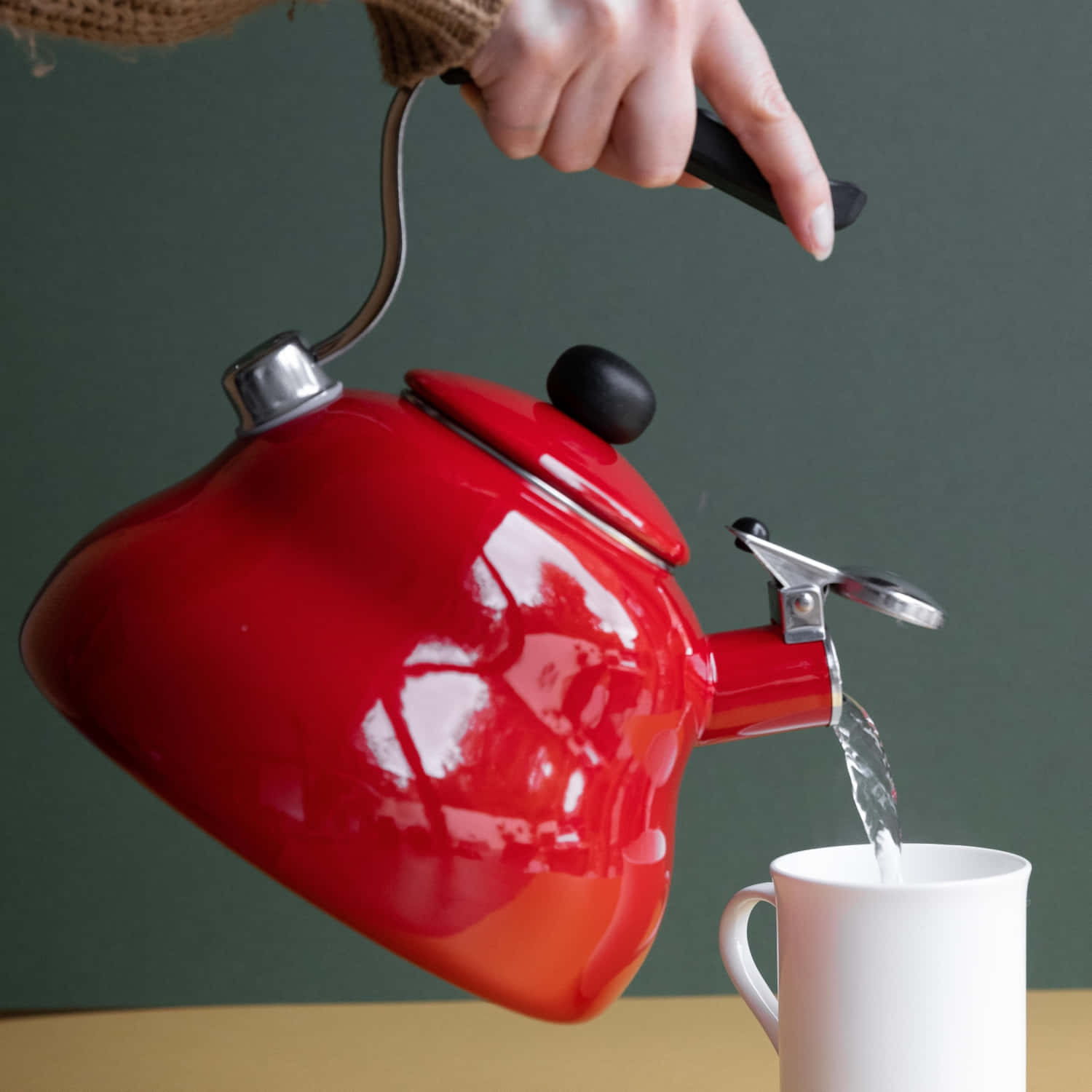 Red Whistle Kettle 2 Liter Capacity