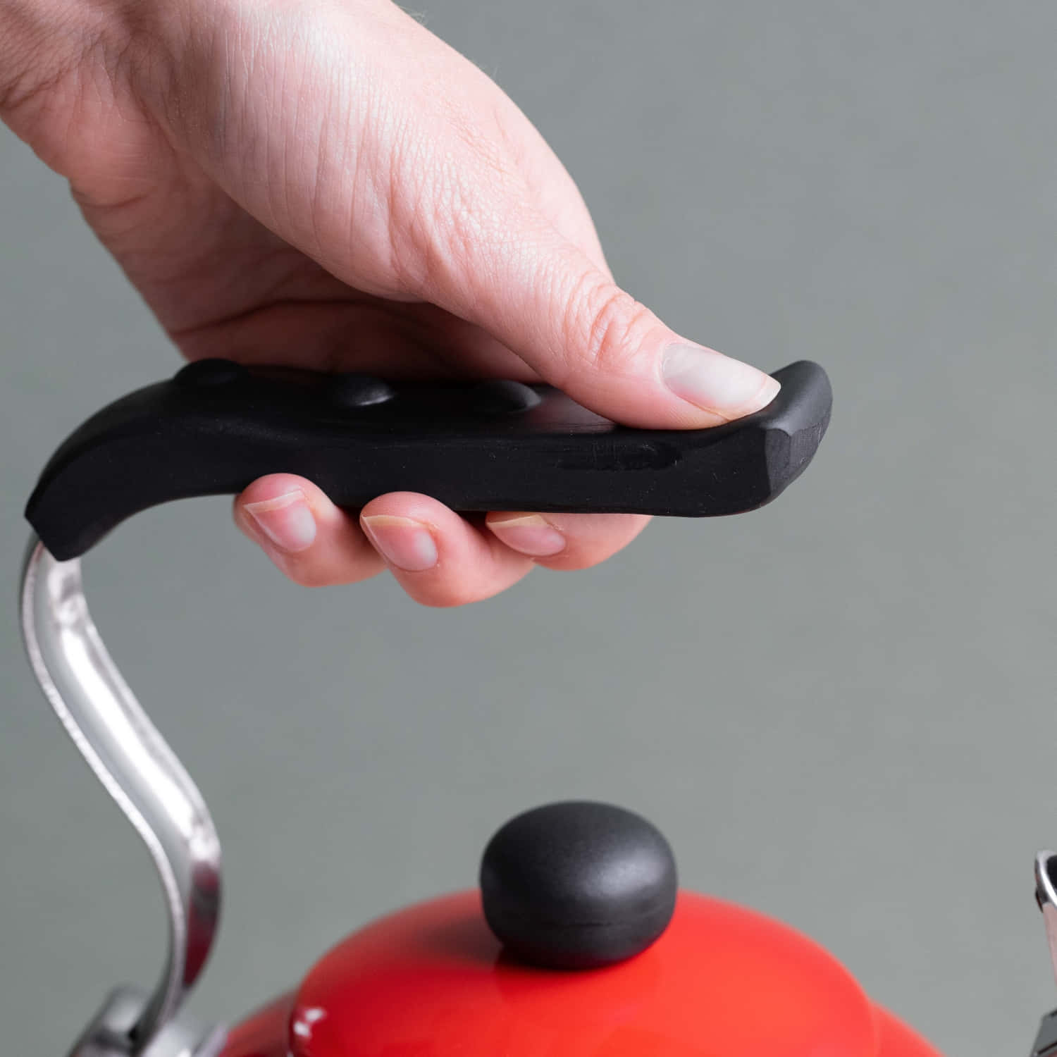 Red Whistle Kettle 2 Liter Capacity