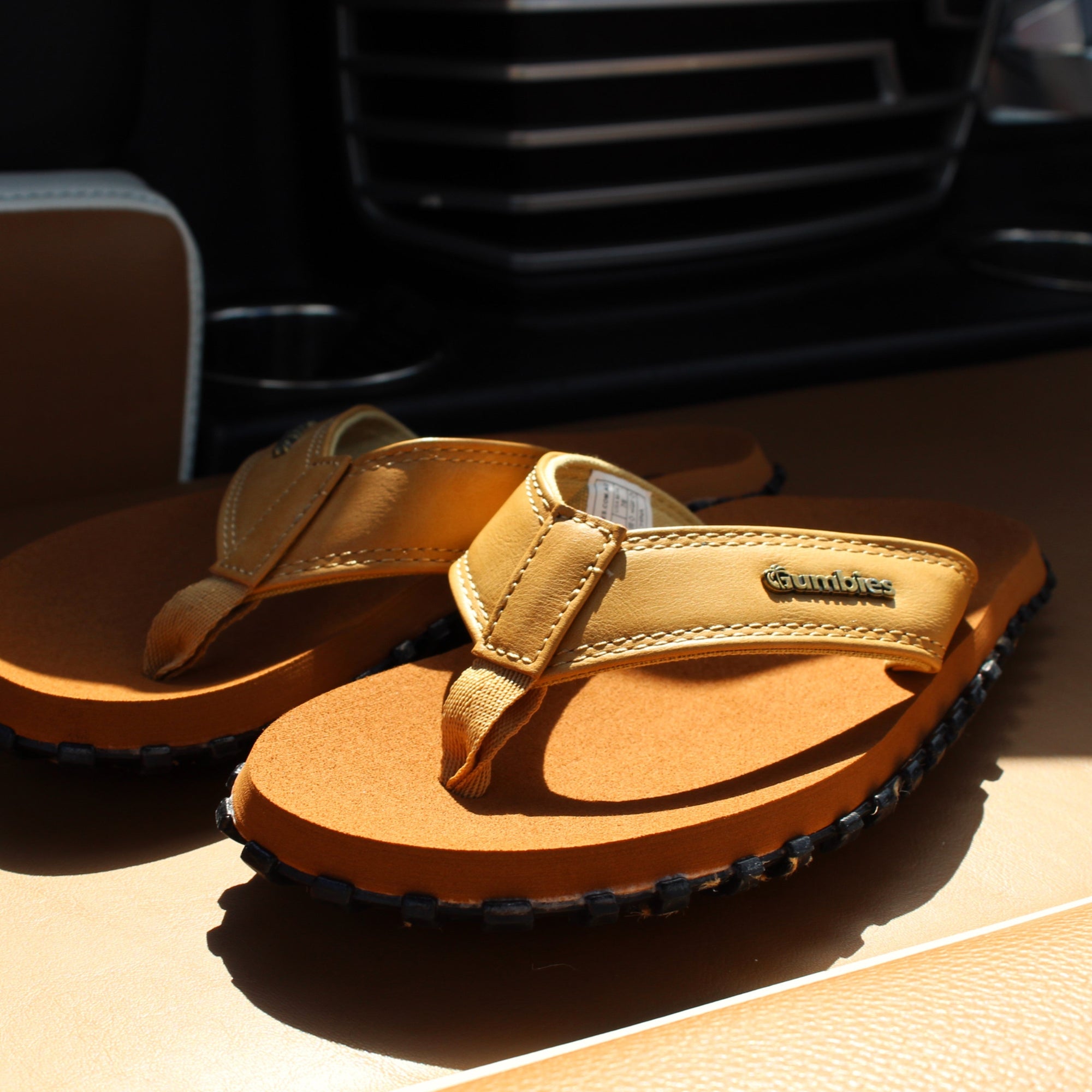 Vegovert Flip Flops Women's Tan
