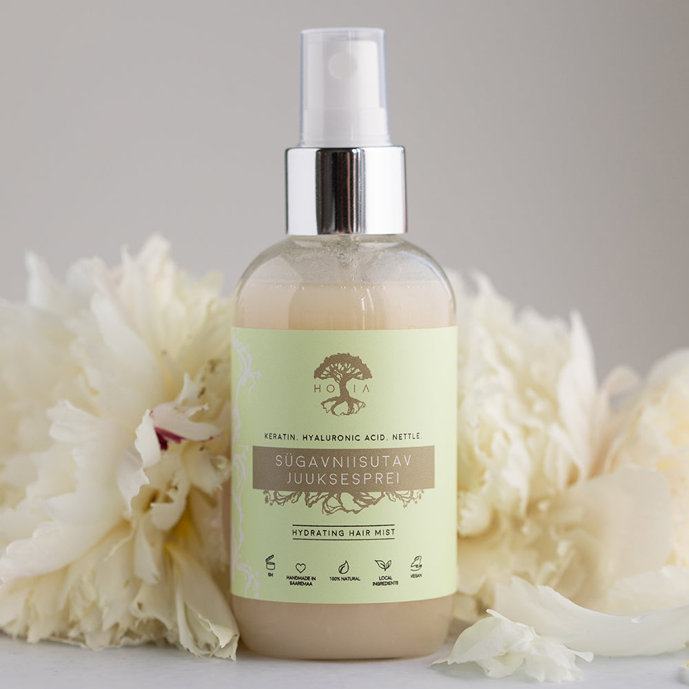 Deep Moisturizing Hair Spray – Nourish & Hydrate Hair Naturally by HOIA at www.brixbailey.com