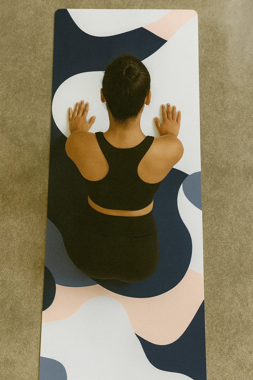 Astrid Non-Slip Yoga Mat – Premium Traction, Plush Cushioning &amp; Night-Sky Aesthetic-2