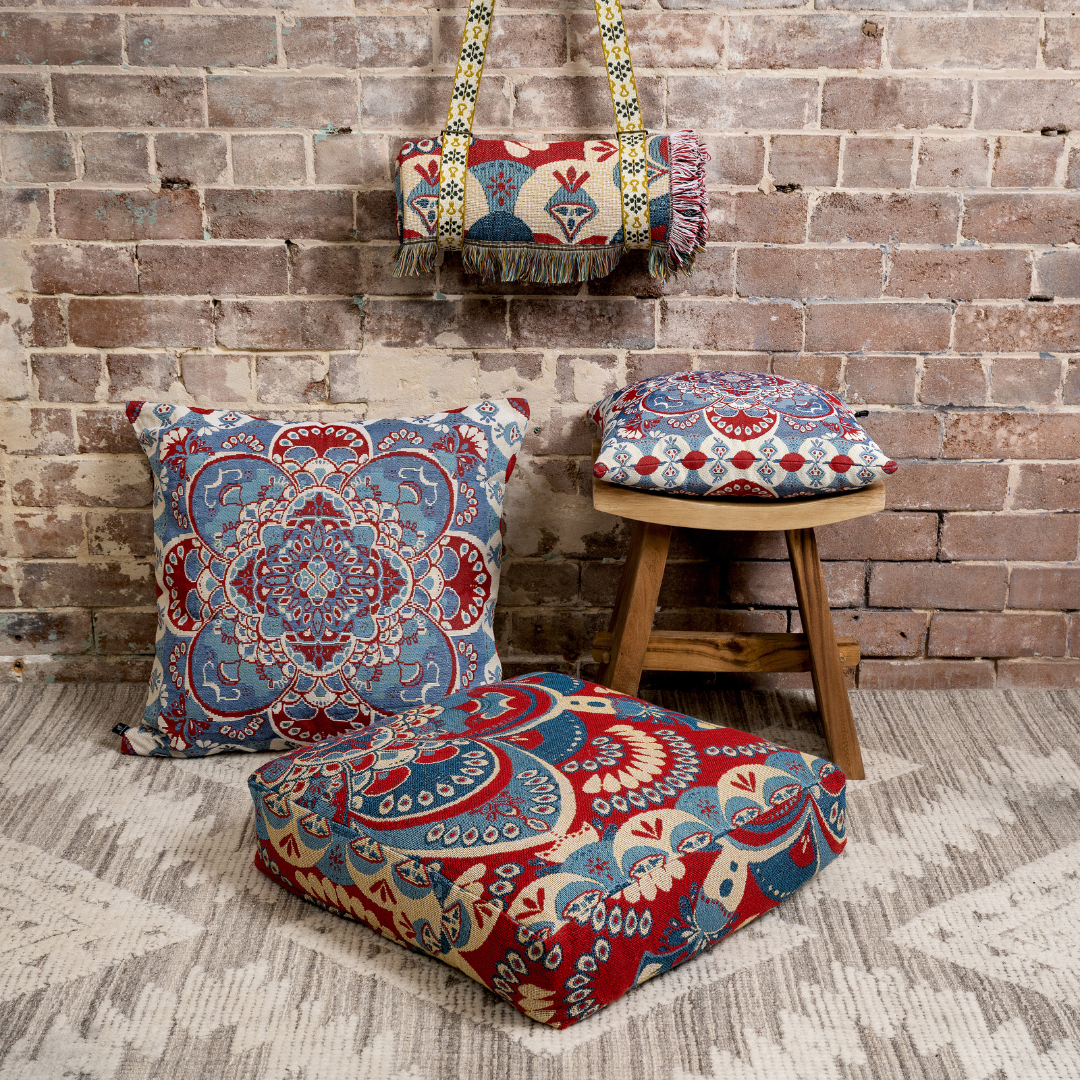 You&#39;ll Be Mine&#39; Woven Picnic Rug / Throw