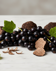Blackcurrant & Truffle – Luxury Soy Candle (30cl) Classic Look