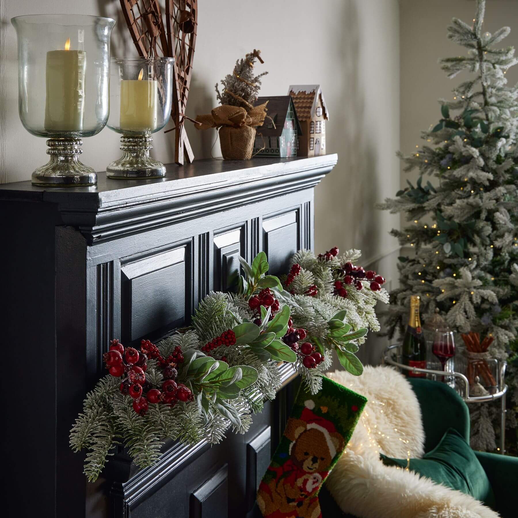 Fragrant Single Snow Pine Spray | Fresh Winter Scent