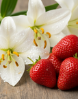 Strawberry & Lily – Luxury Soy Candle (30cl) Classic Look