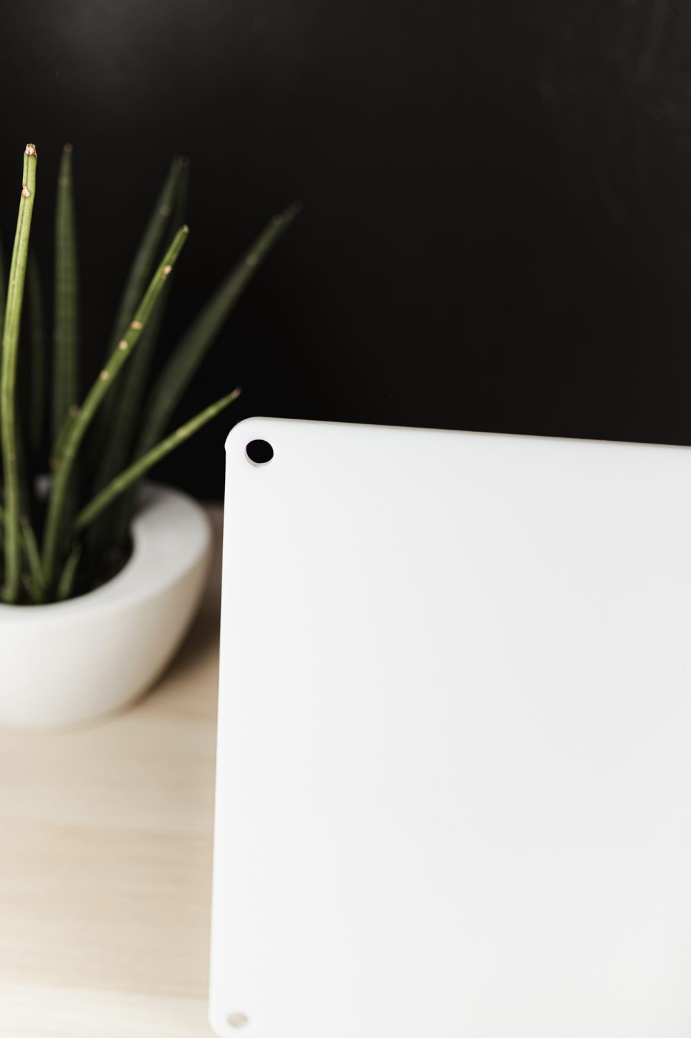 Acrylic Whiteboard for Kids Learning and Drawing