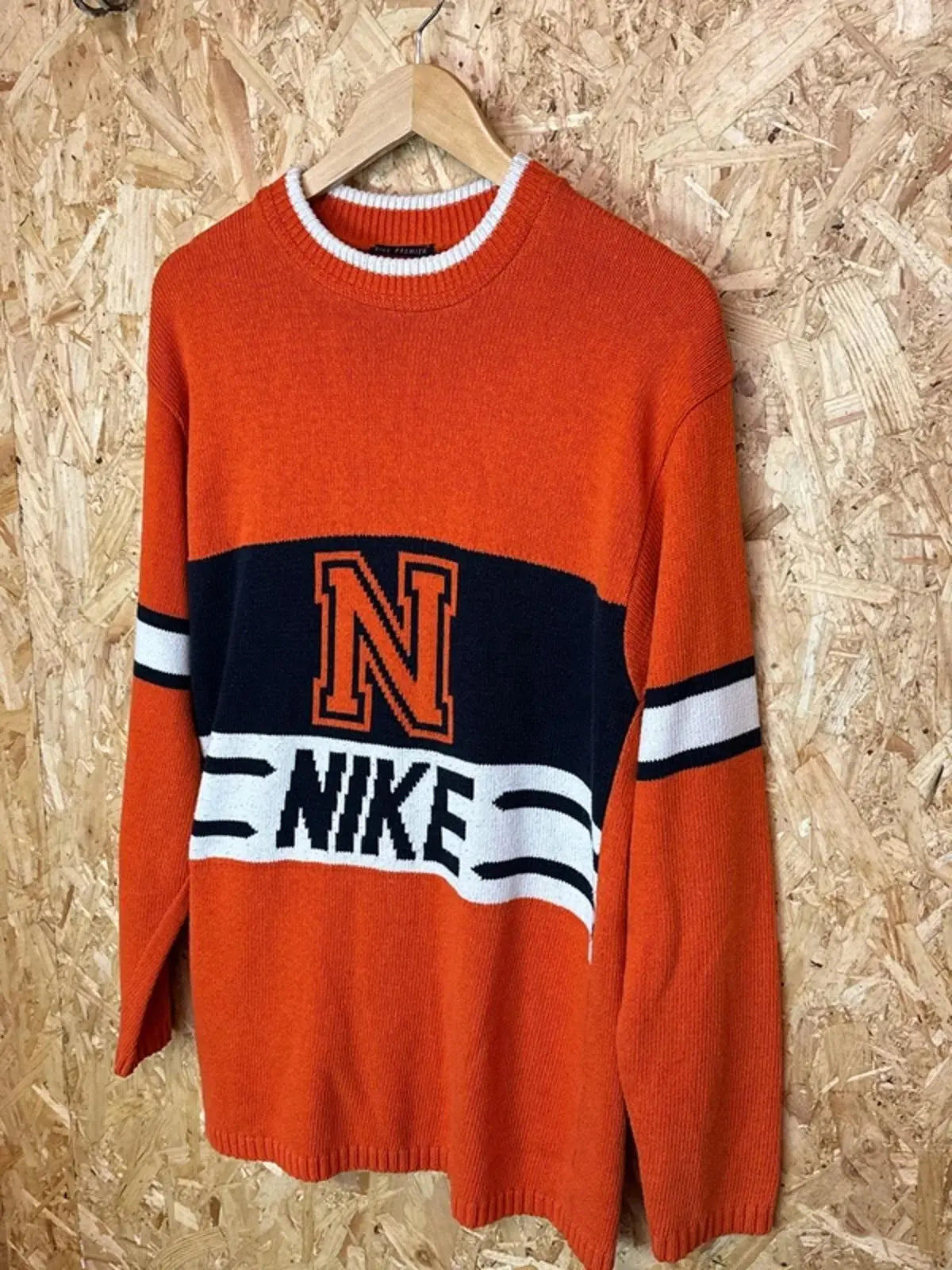 Vintage original 1990’s Nike Spell Out jumper sweatshirt unisex Large 