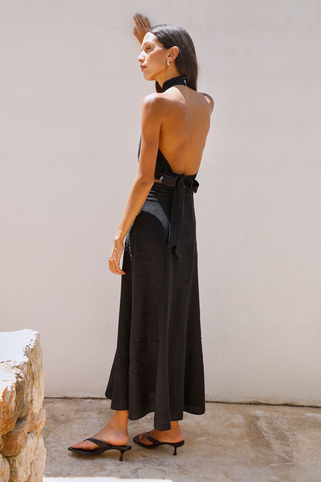 The Ronja Halterneck Top in black