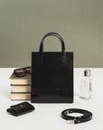 Bold Bucket Leather Handbag in Black