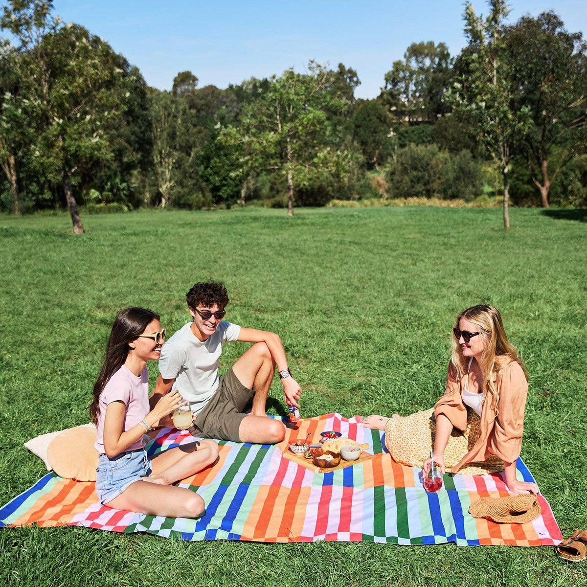Dock &amp; Bay Picnic Blanket - Sugar Sorbet: Large (170x170cm)