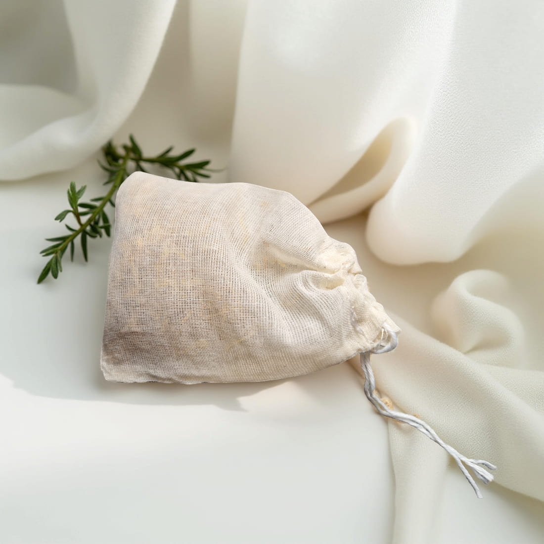 Calendula &amp; Mineral Salt Sachet