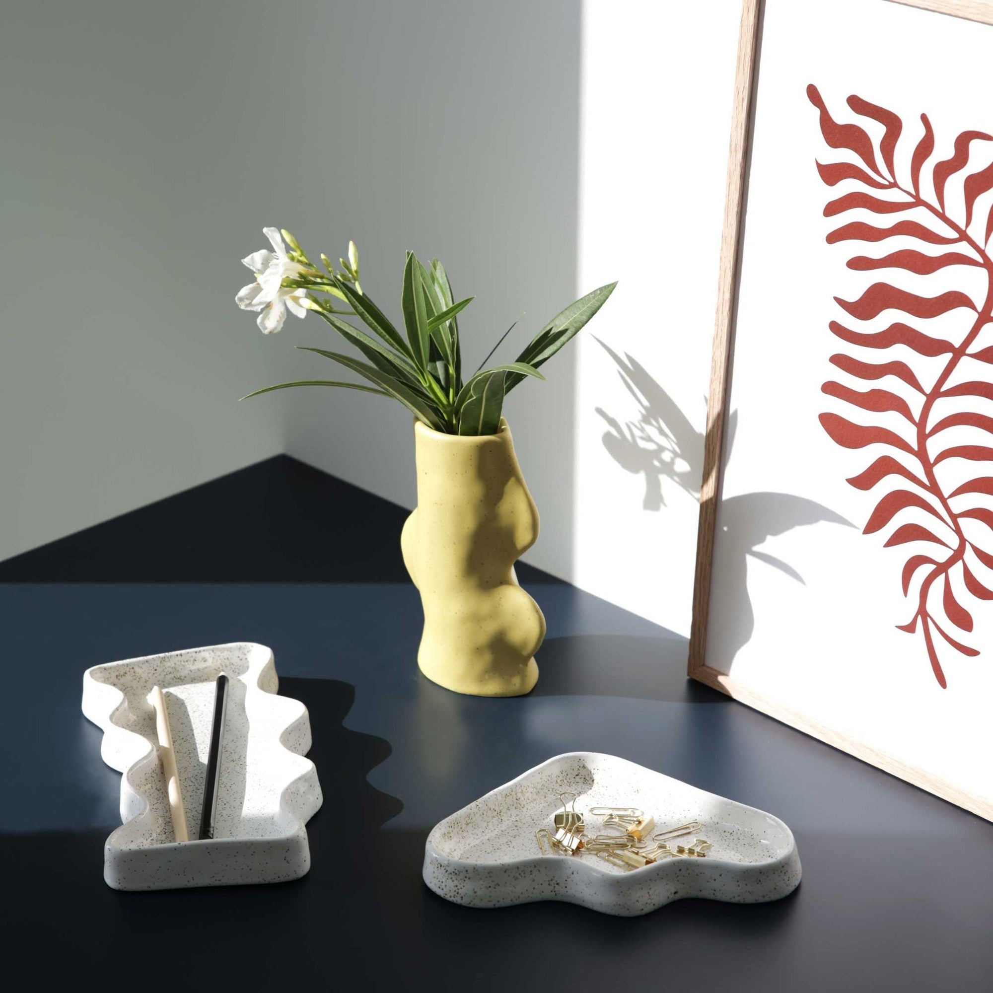 Ceramic Wave Tray in Playful White