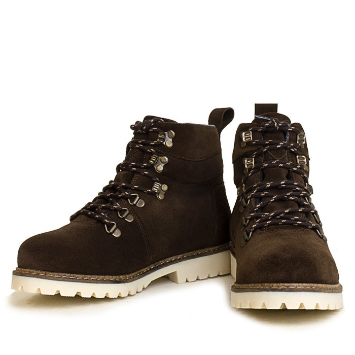 Chicago Waterproof Boots in Brown