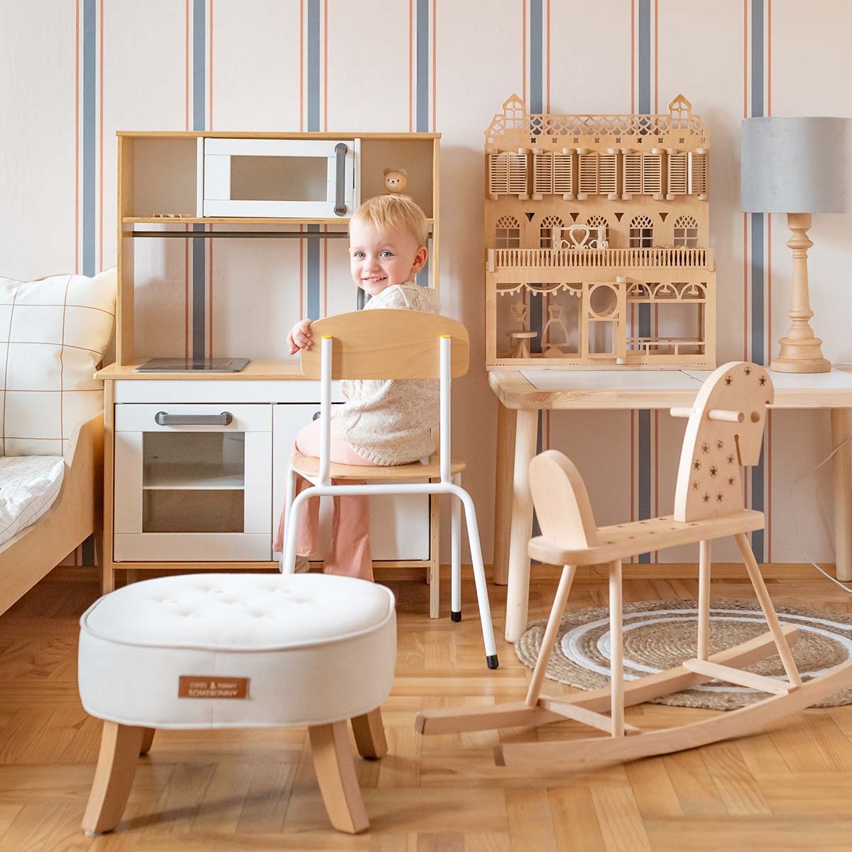 Classic Striped Wallpaper in Linen Blue and Red