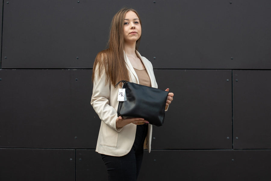 Handmade Leather Cosmetic Bag – Premium Cattle Leather
