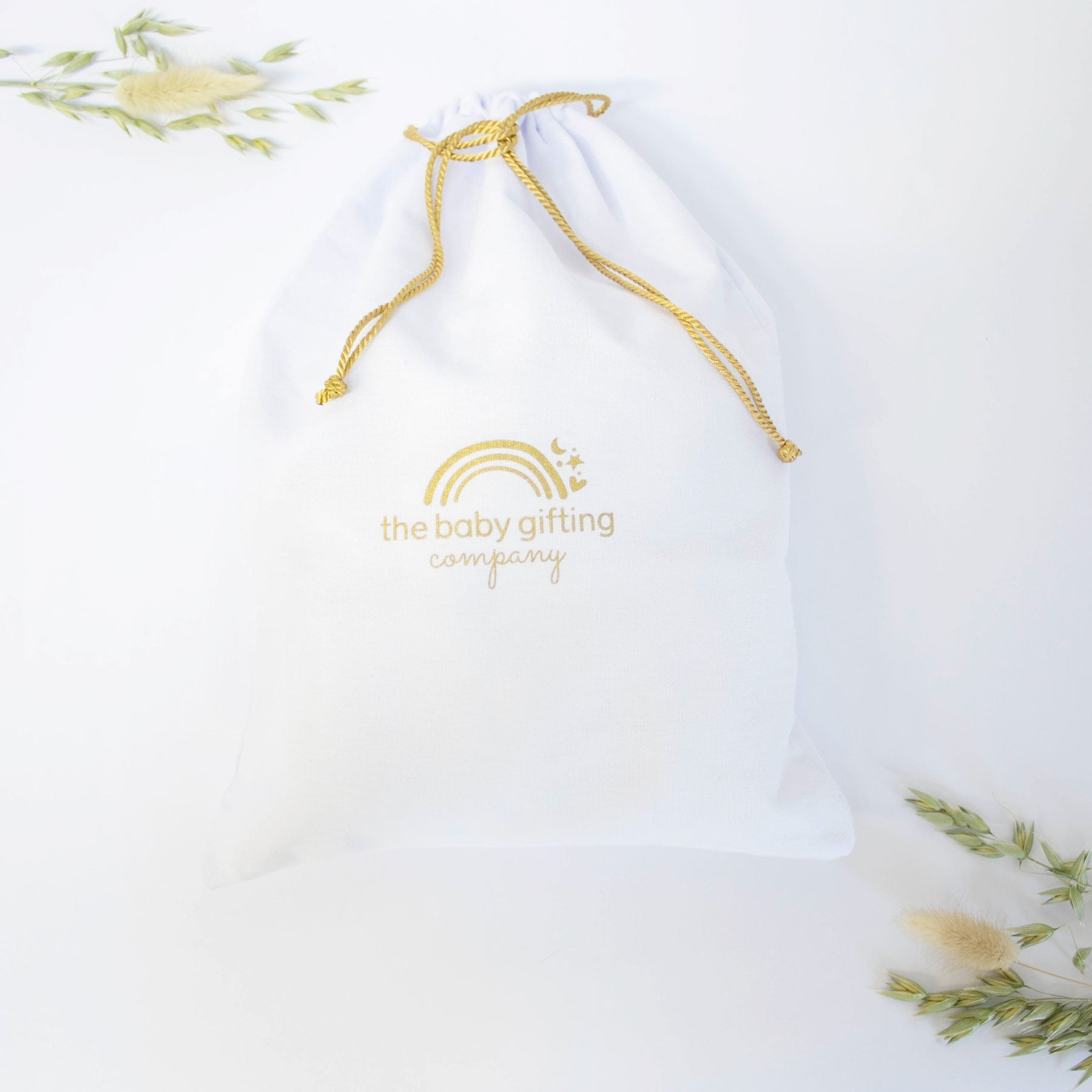 CABLE KNIT CASHMERE AND SENSORY BALLS - IVORY
