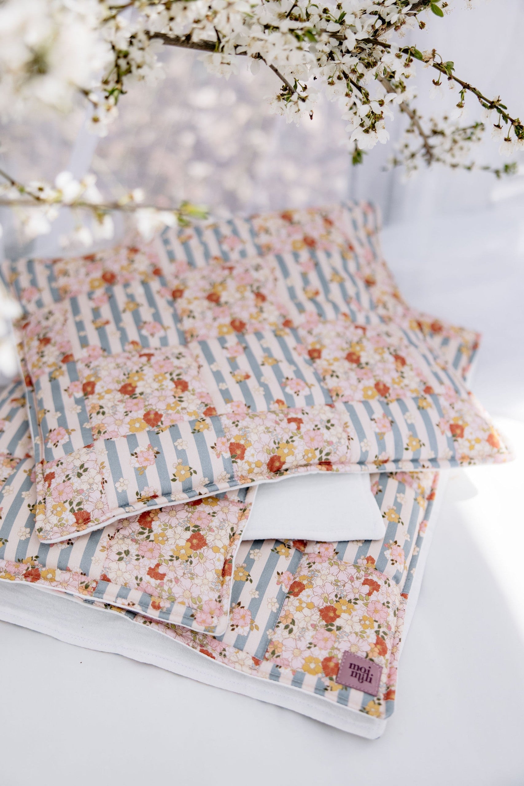 Cotton Quilted Patchwork Blanket and Pillow Set Summer Garden