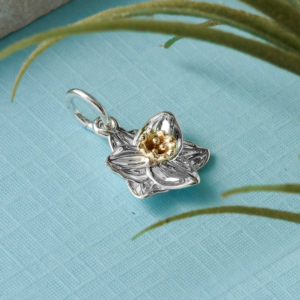 Daffodil Flower Silver &amp; Solid Gold Charm