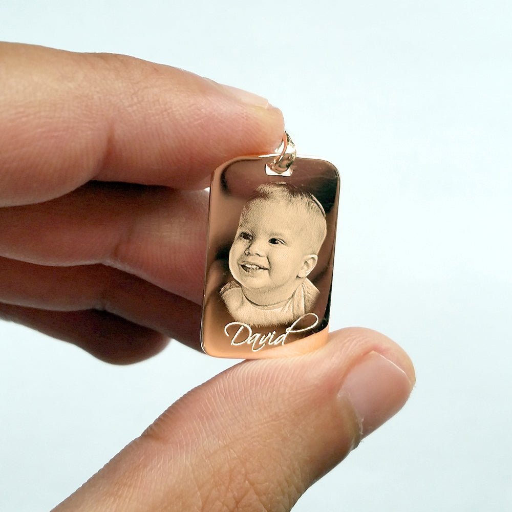 Personalised Gold Dog Tag Necklace – Photo &amp; Text Engraved Pendant for Men