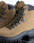Tundra Hiking Boots for Rugged Adventures