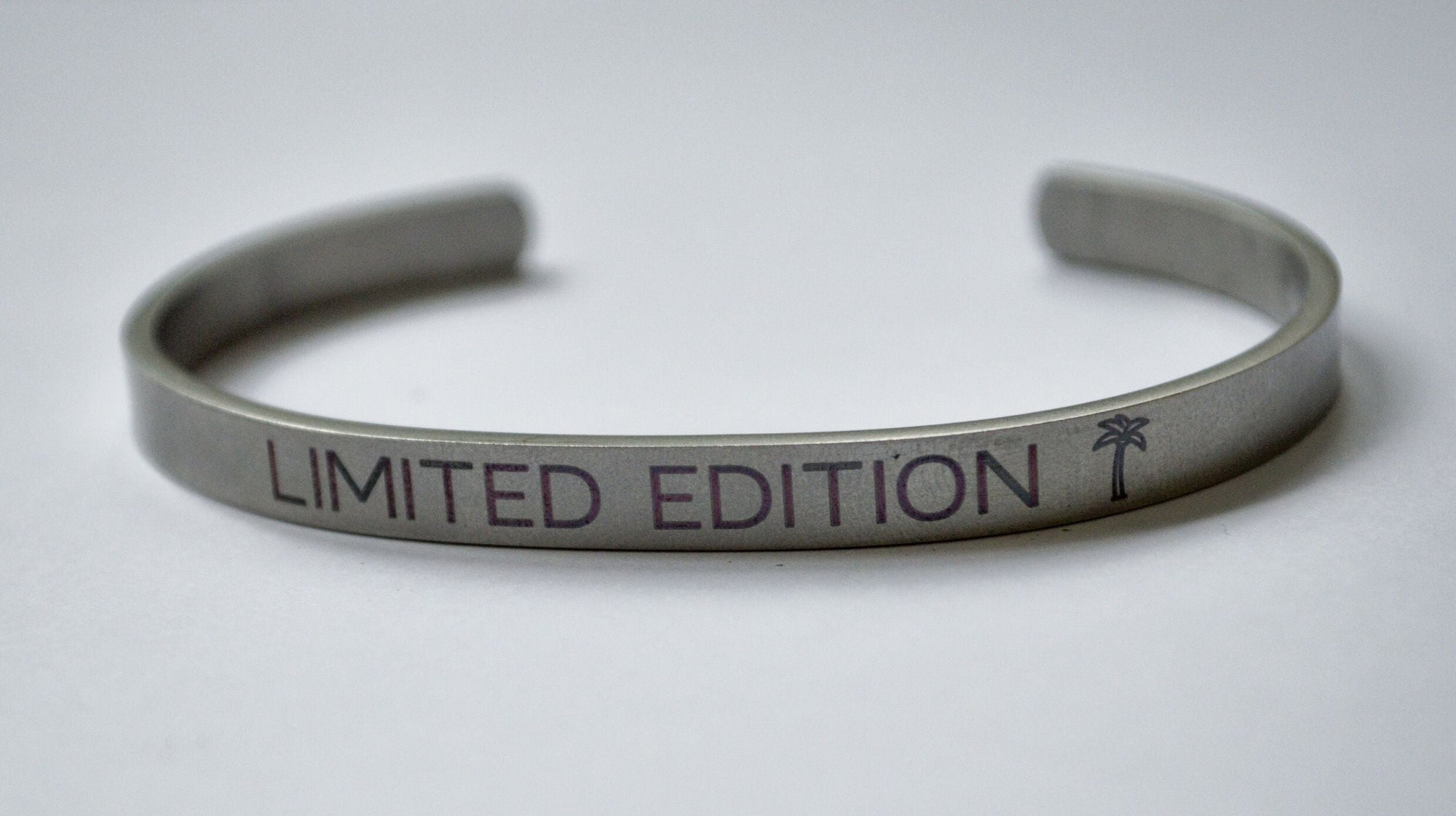 Men&#39;s Custom Message Bracelet