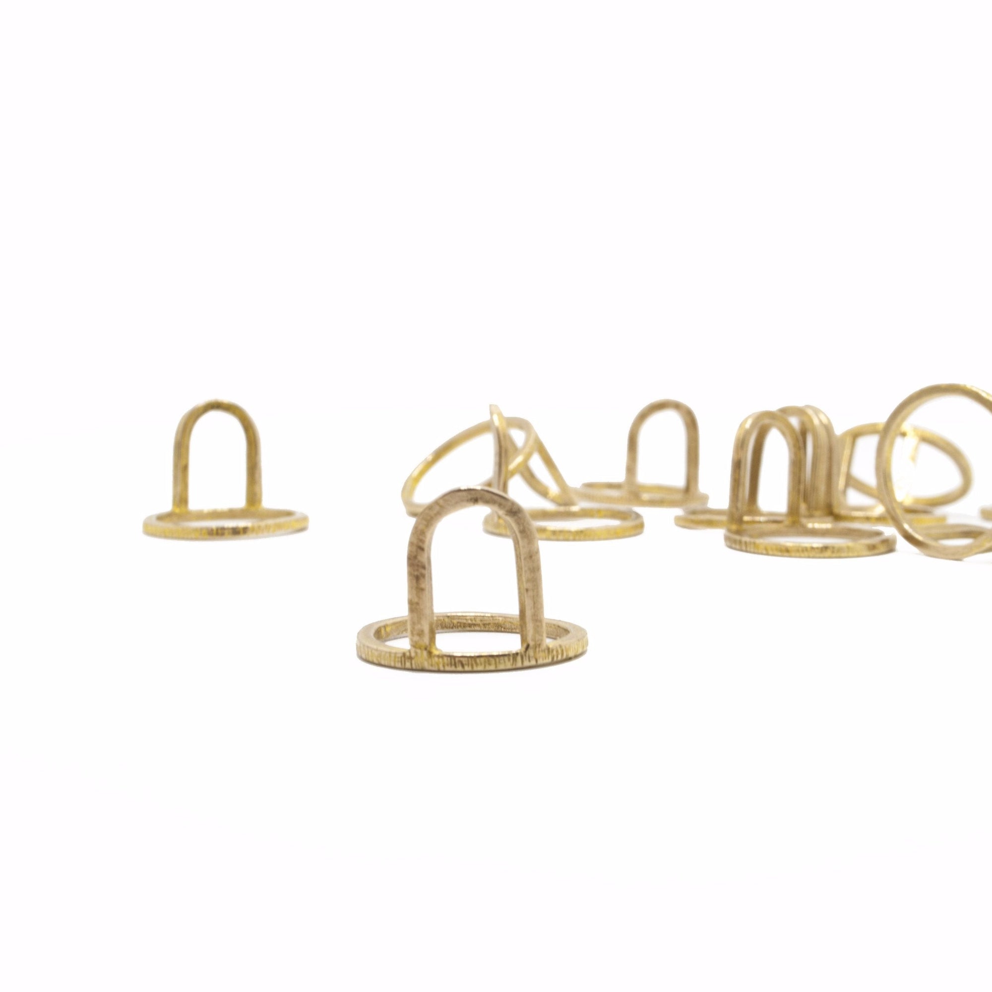 U RING