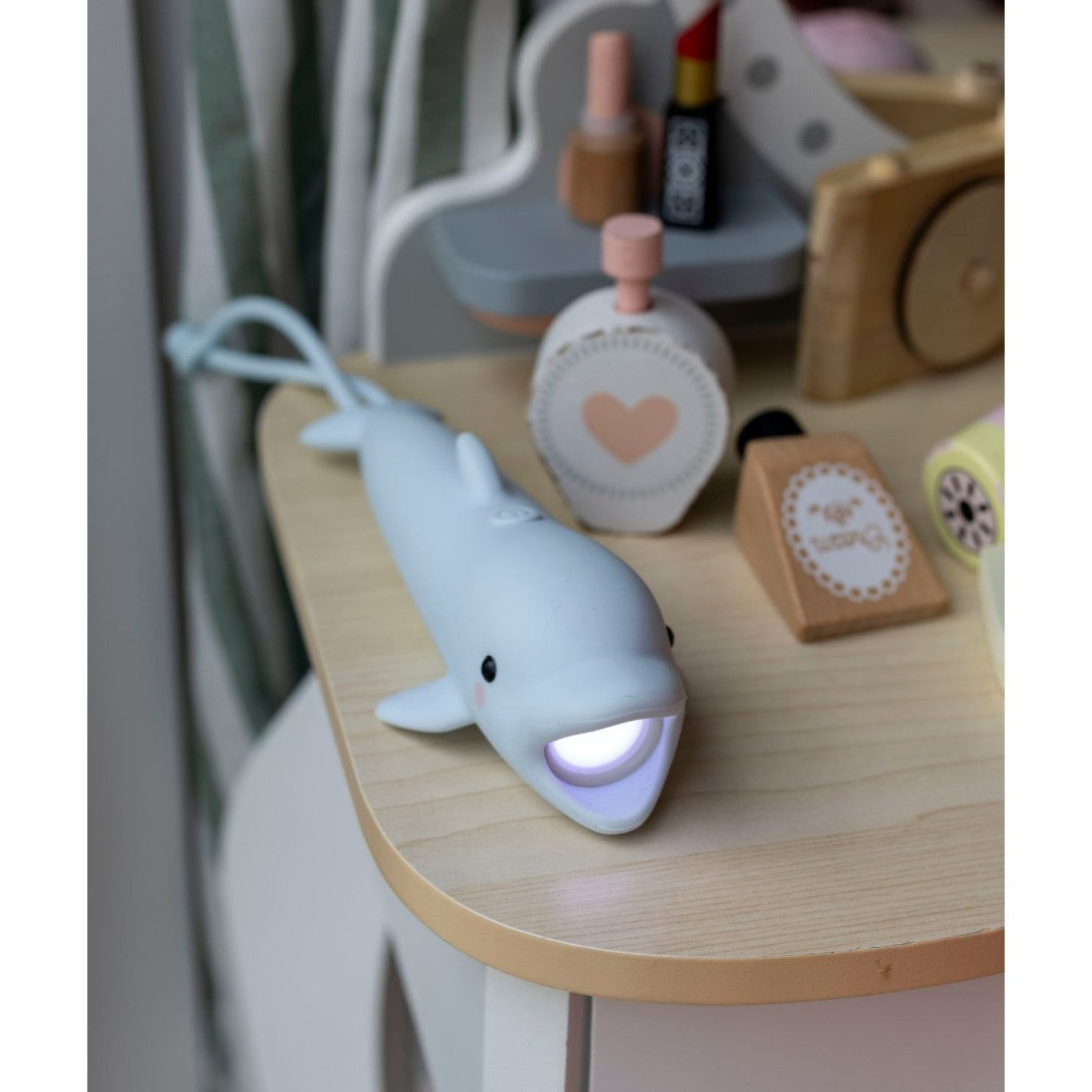 Flashlight for Kids - Dolphin BUBBLY