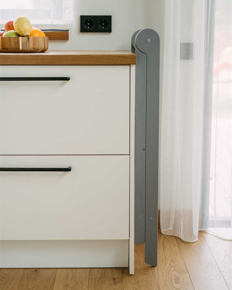 Foldable Kitchen Helper Tower with Safety Rail