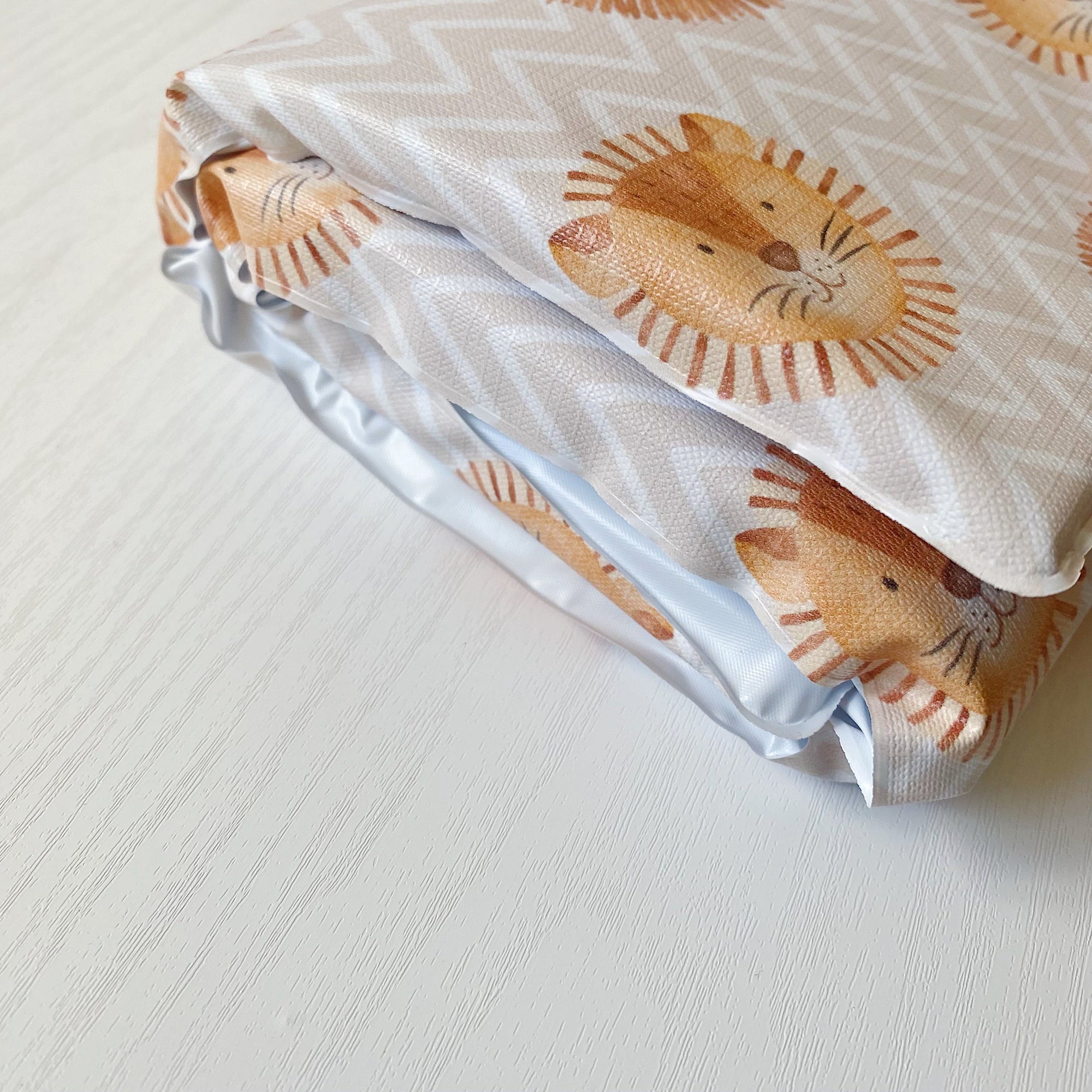 Travel Changing Mat - Leo Lion