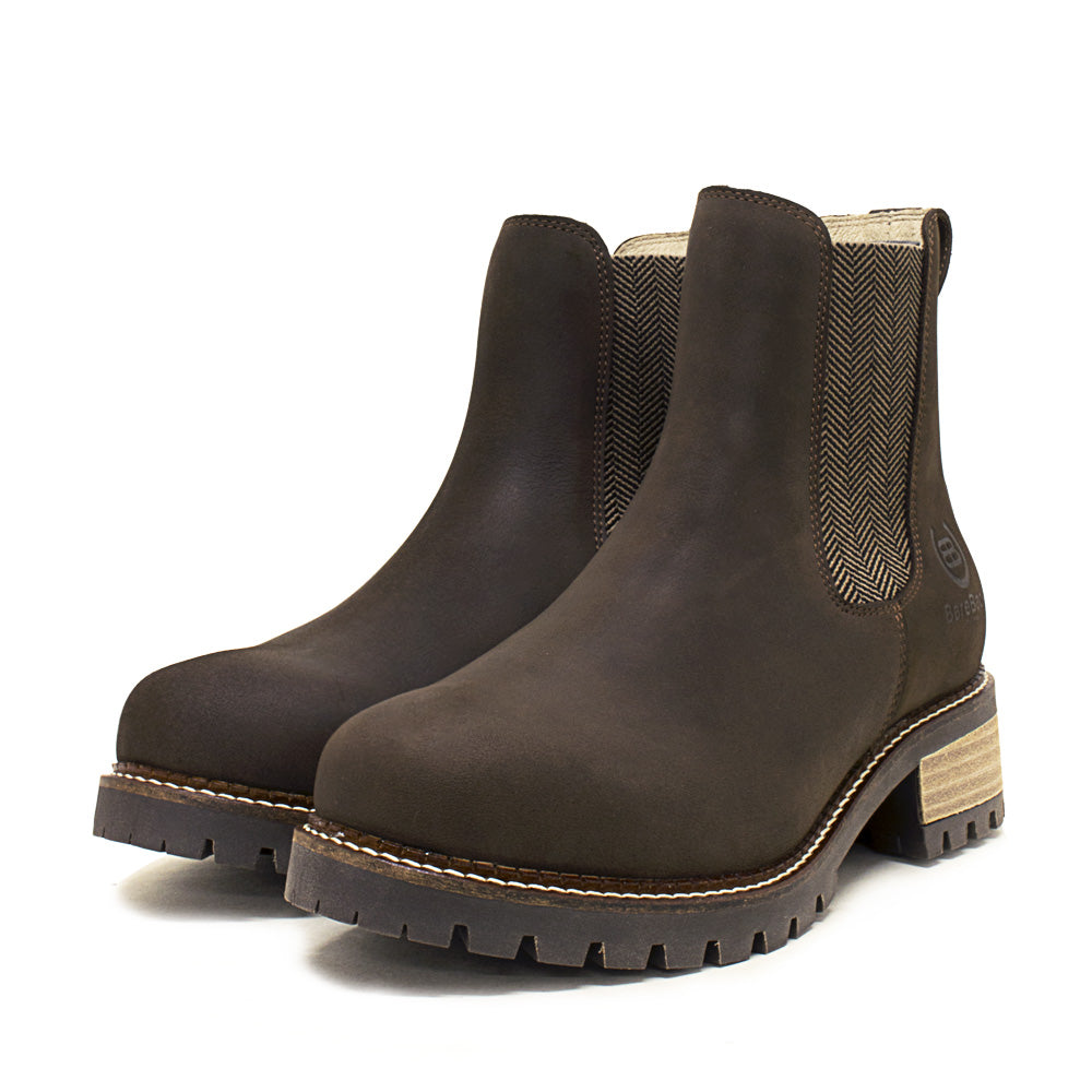 Chelsea Boots in Brown