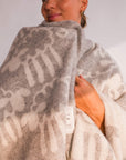 Friendsheep wool throw
