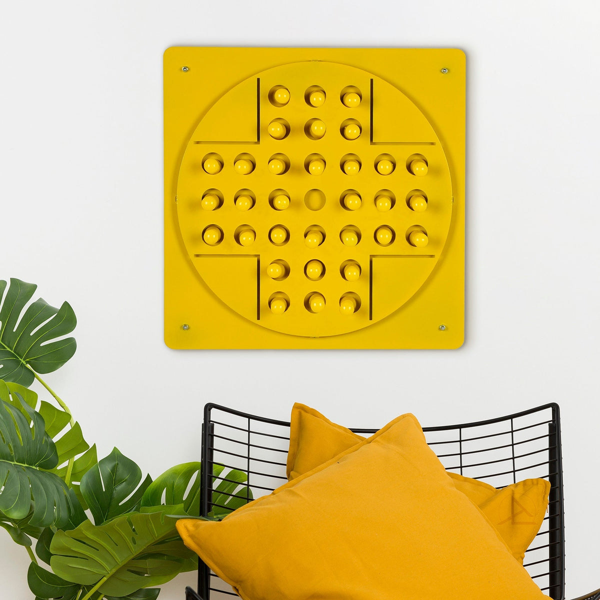 Peg Solitaire Yellow