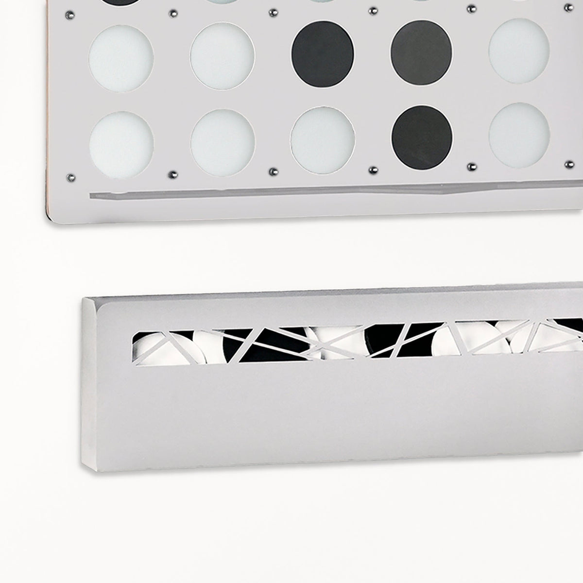 White Giant  Four in a Row Wall Game