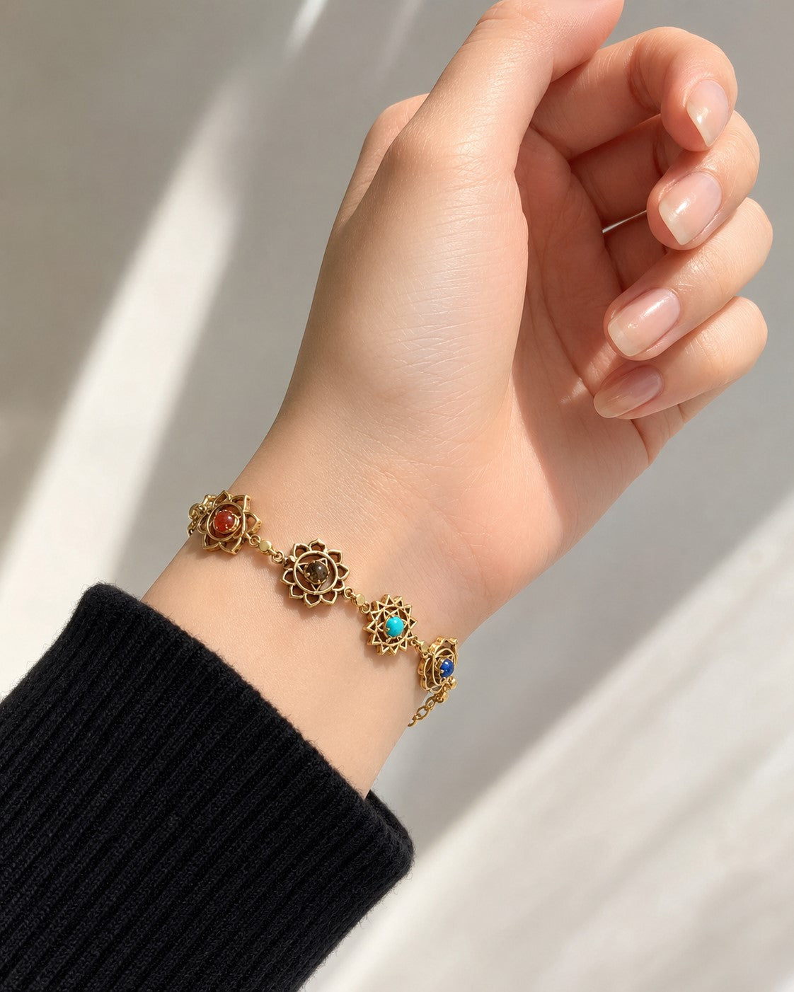 7 Chakras Sacred Geometry Bracelet - A spiritual charm bracelet with 7 gemstones