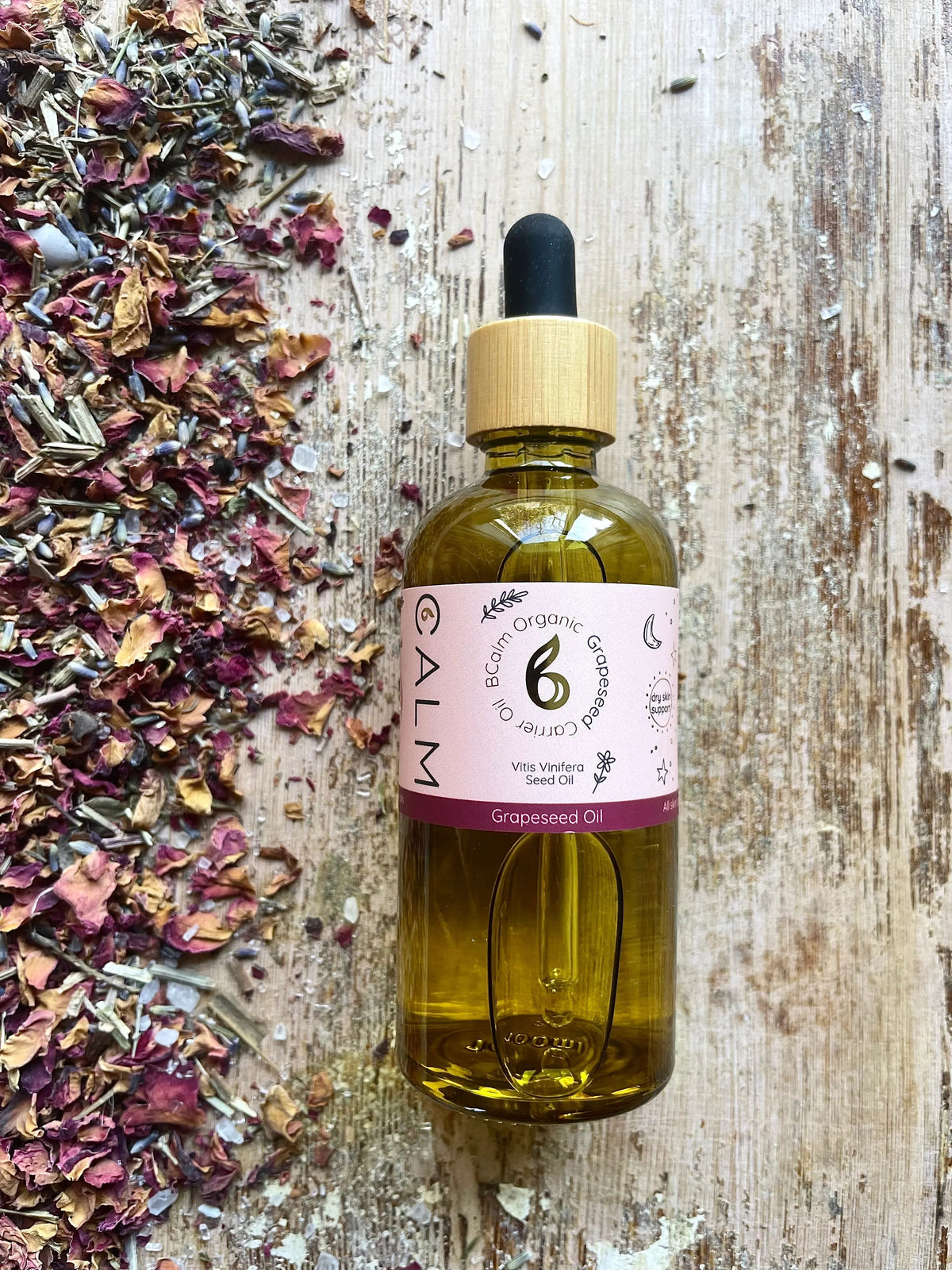 Organic Grapeseed Carrier Oil – Lightweight Face &amp; Massage Oil