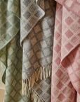 Manhattan Pure New Wool Throws