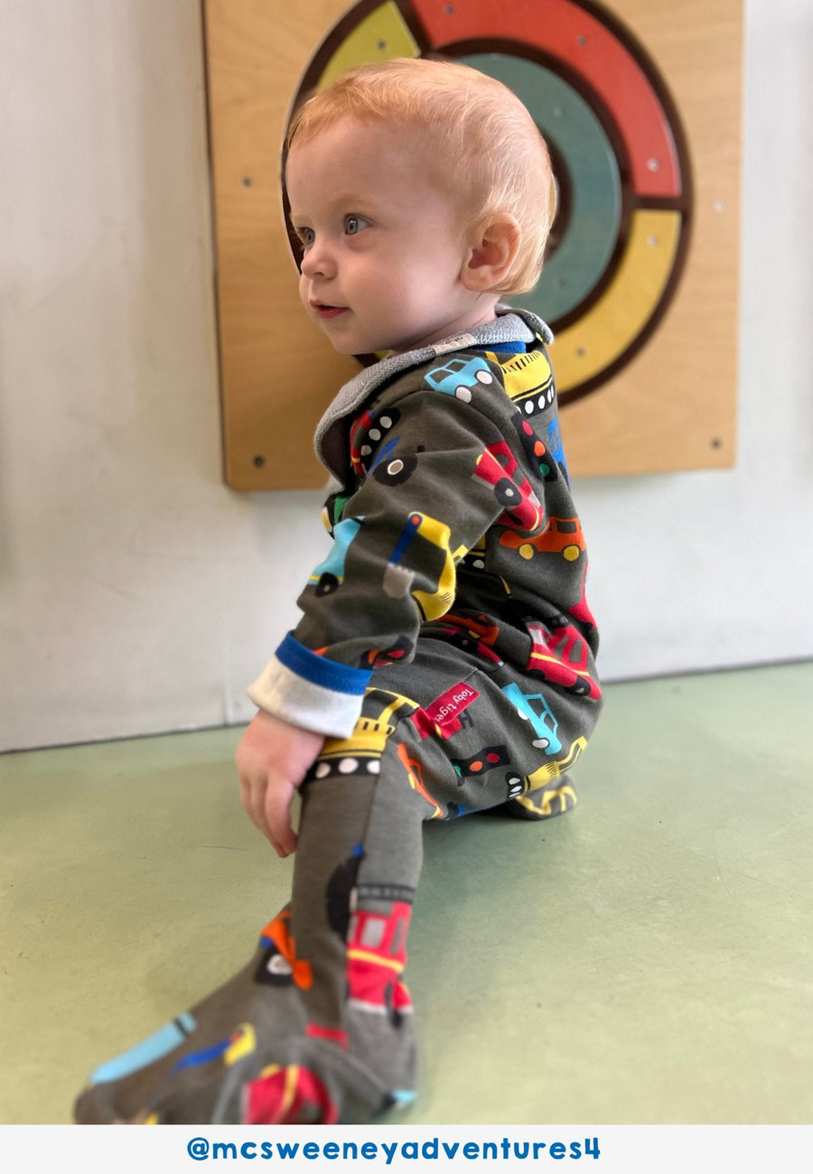Organic Cotton Baby Gift Set with Colorful Vehicle Print - Premium Stretchy Pajamas, Bodysuit, and Hat for Newborns by Toby Tiger at brixbailey.com