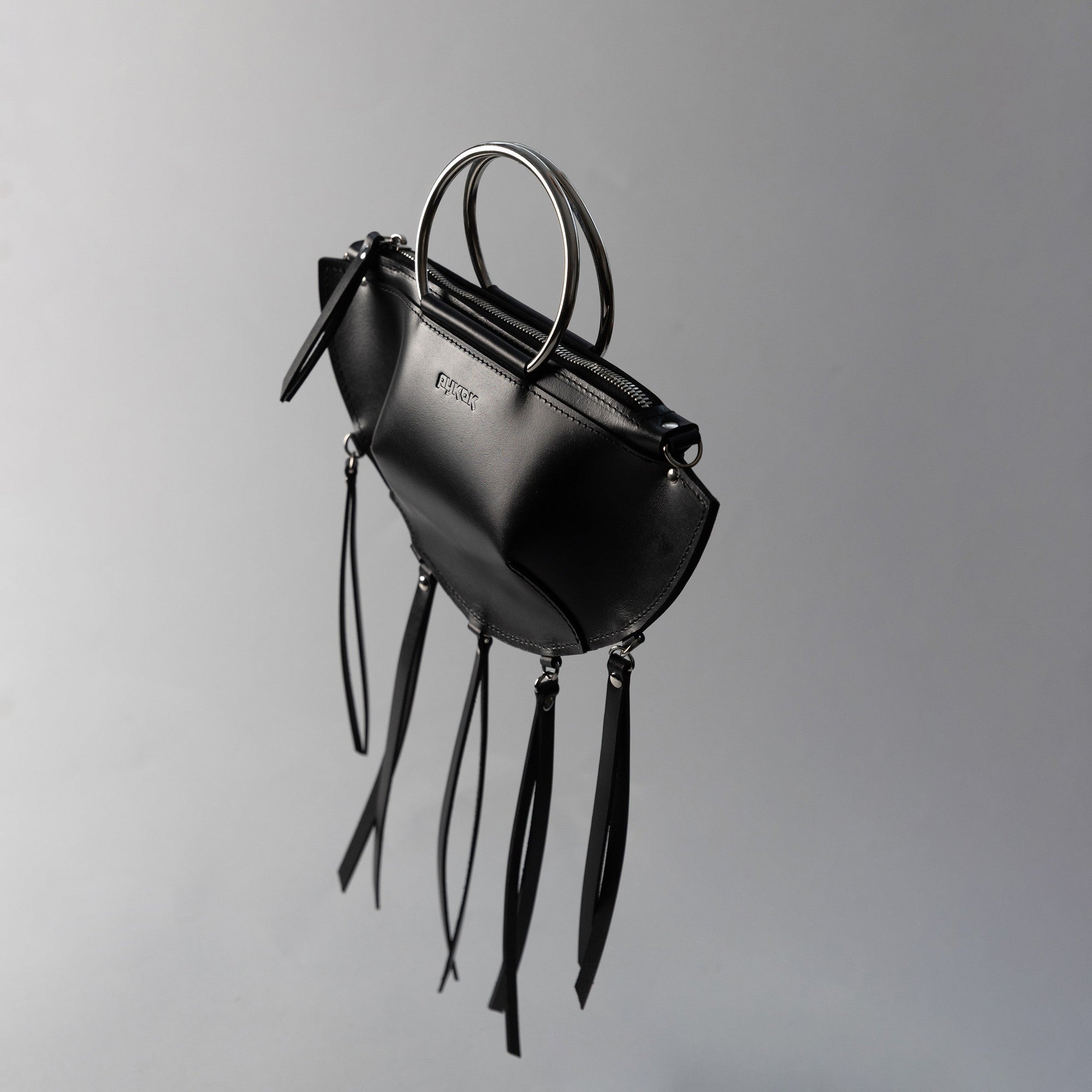 Minimalist Leather Handbag Kaya