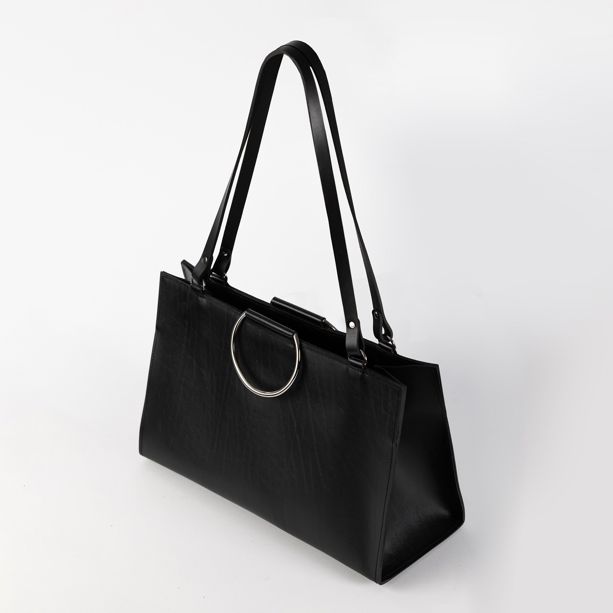 Beautifully Crafted Petra Leather Handbag