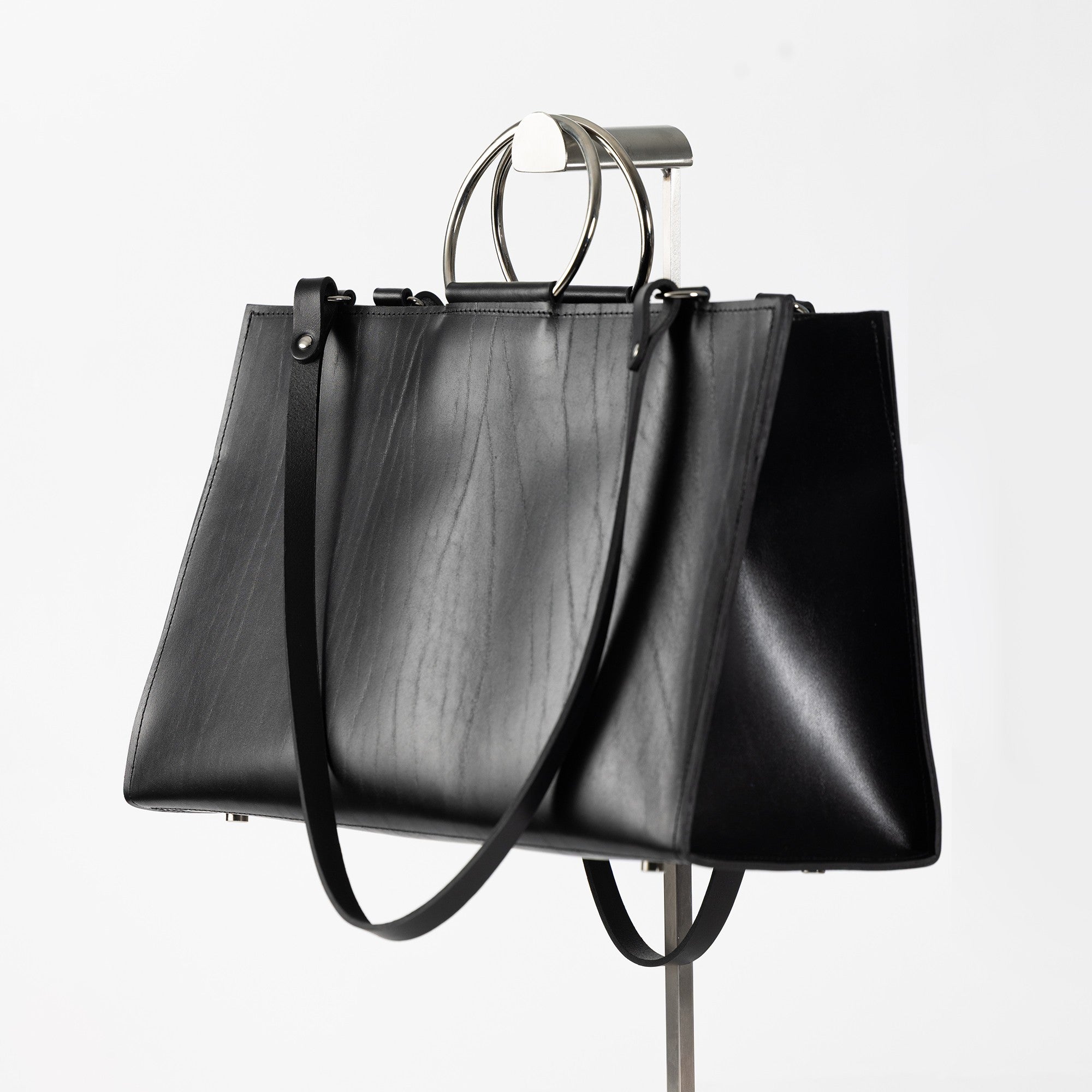 Beautifully Crafted Petra Leather Handbag