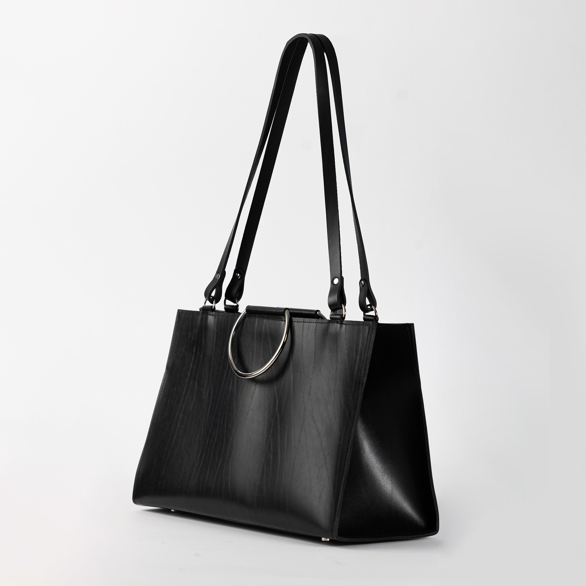 Beautifully Crafted Petra Leather Handbag