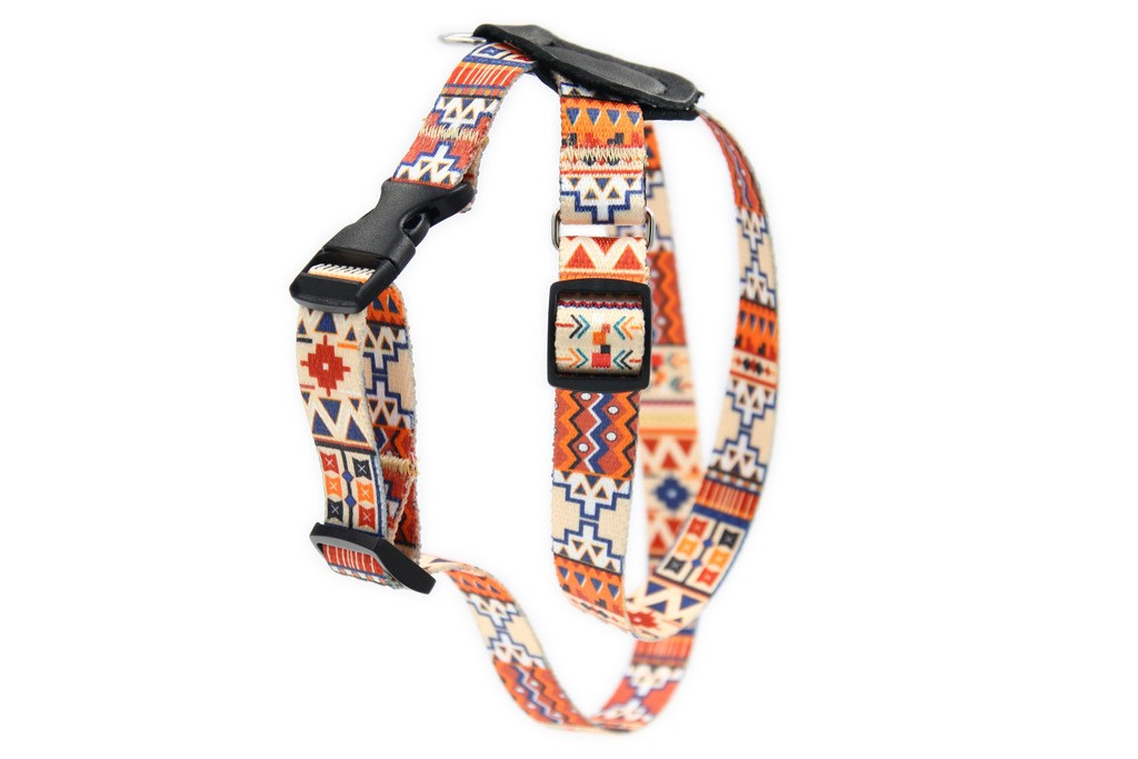 Boho Collection Dog Collar – A style that combines hippie blaze of colors with casual surfers and bohemian originality. by Matteo at www.brixbailey.com