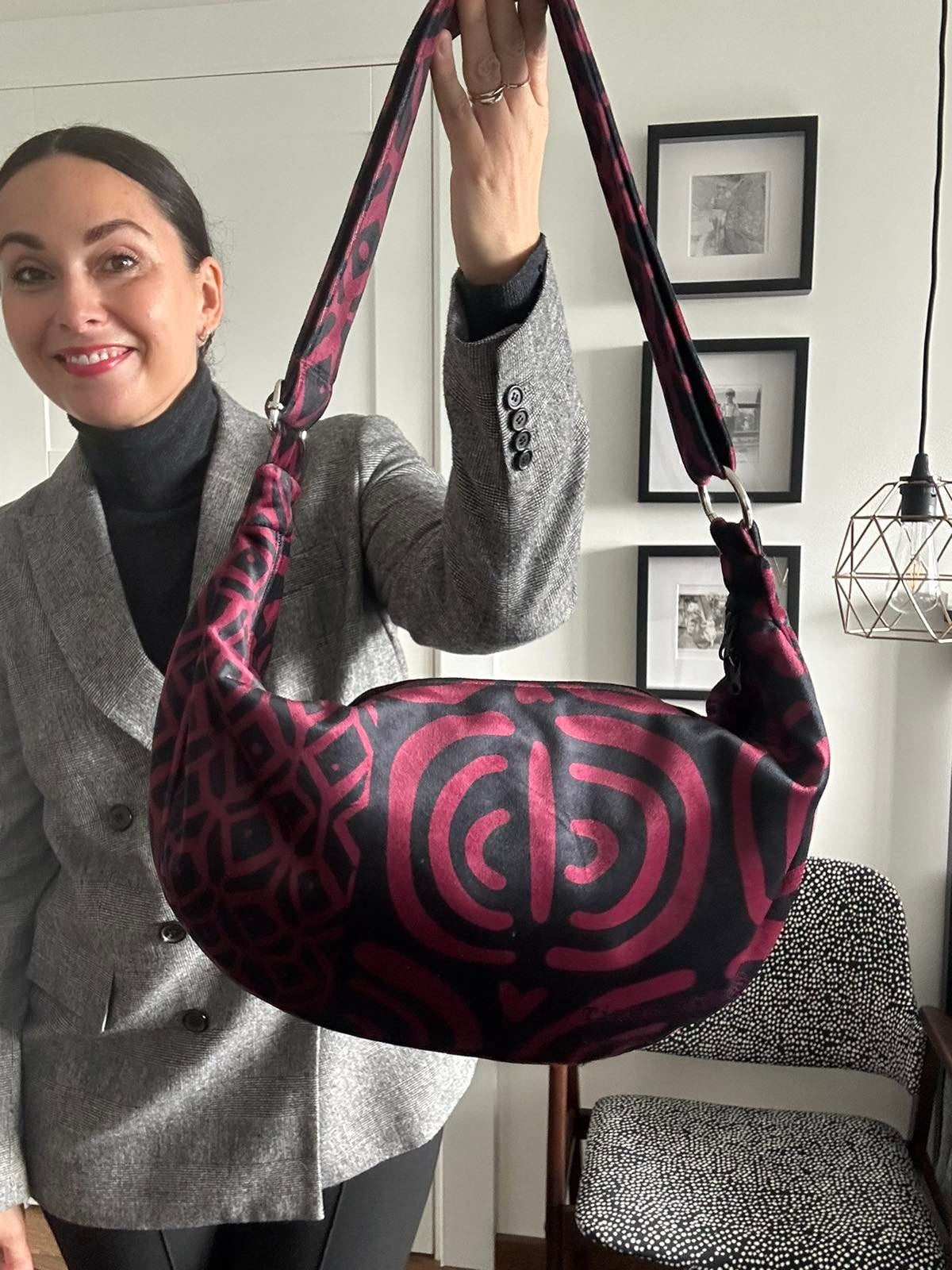 Chic Burgundy Hobo Shoulder Bag