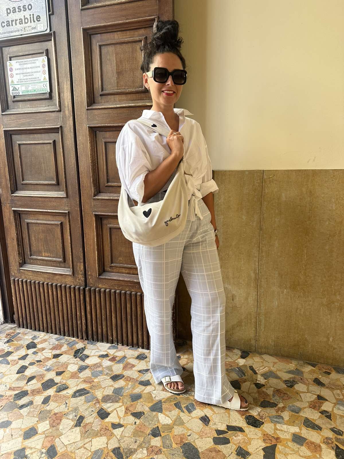 White Heart Shaped Shoulder Bag