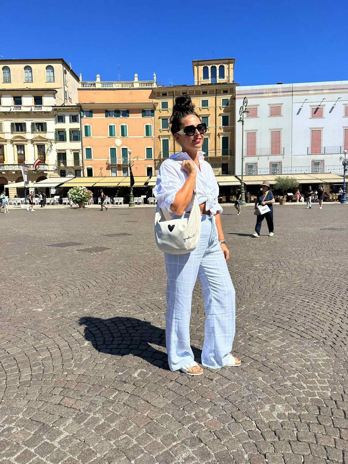 White Heart Shaped Shoulder Bag