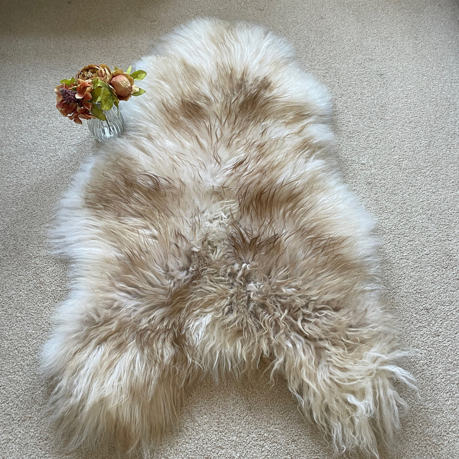 Icelandic Latté Sheepskin Rug 100% Natural Brown Tipped White