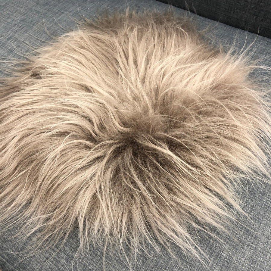 Icelandic Sheepskin Roundie Seat Cover – Taupe