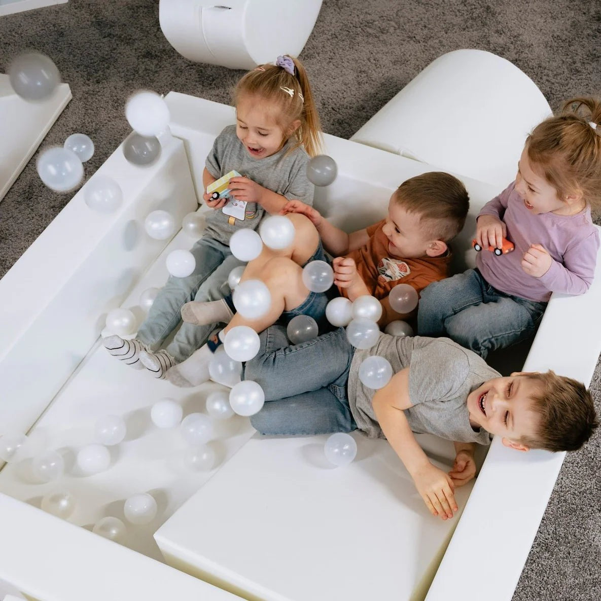 Imaginative Soft Play Ball Pit in White